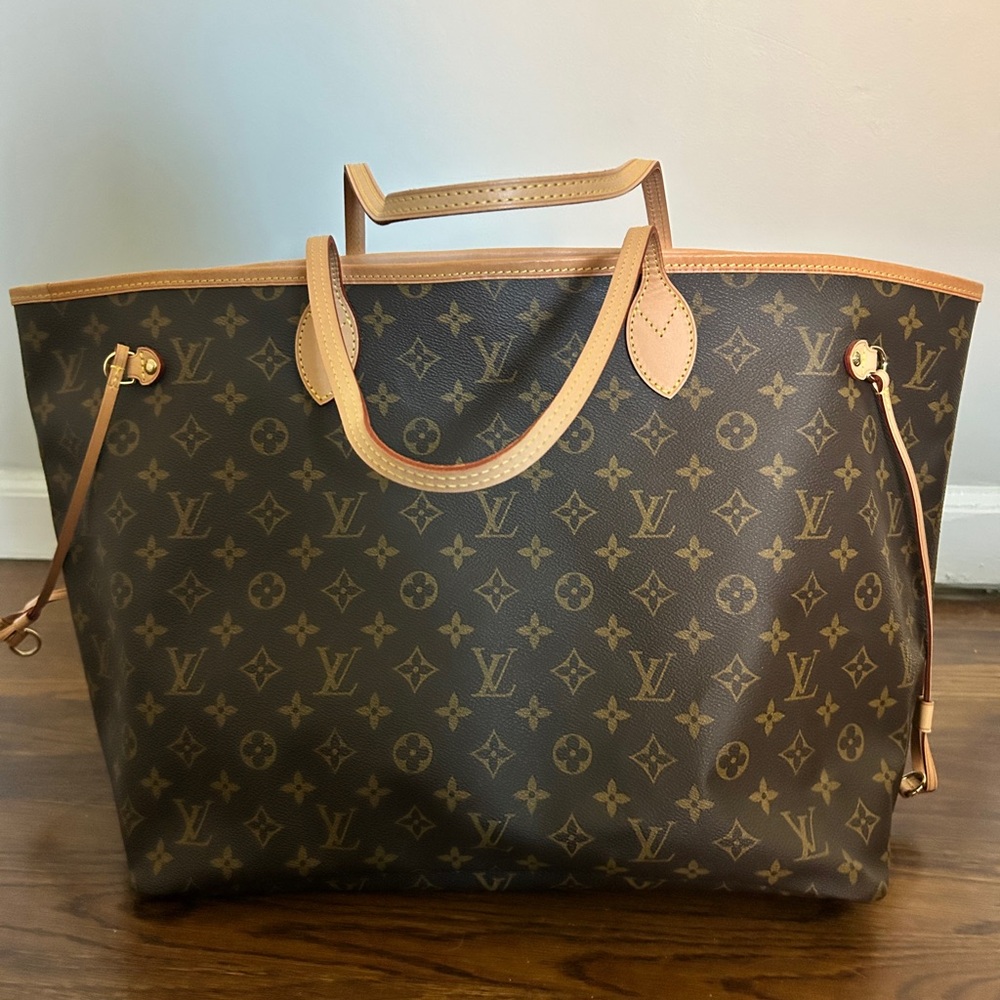 Louis Vuitton Classic Monogram Tote in Brown